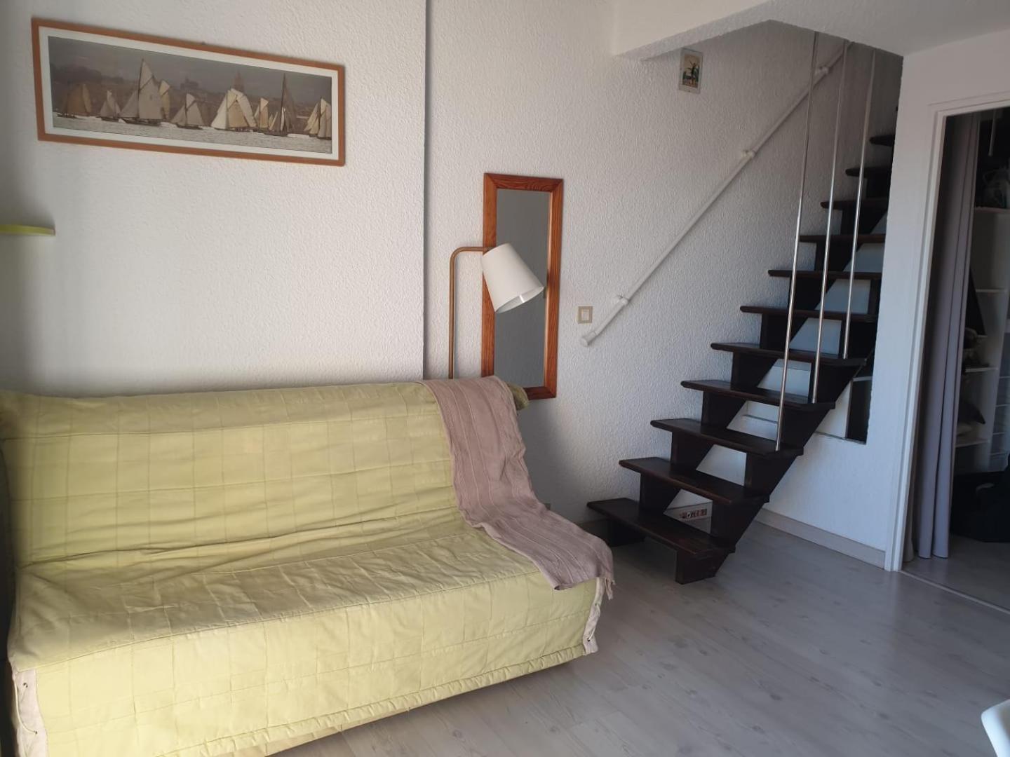 Appartement Climatise A 800M De La Plage Fréjus 外观 照片