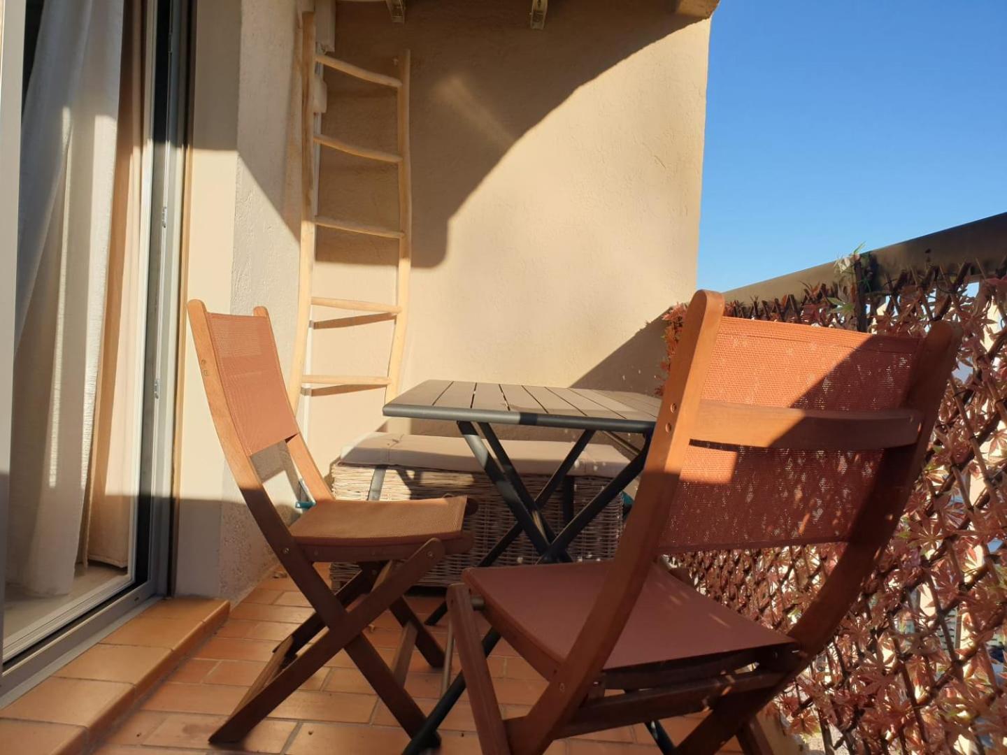Appartement Climatise A 800M De La Plage Fréjus 外观 照片